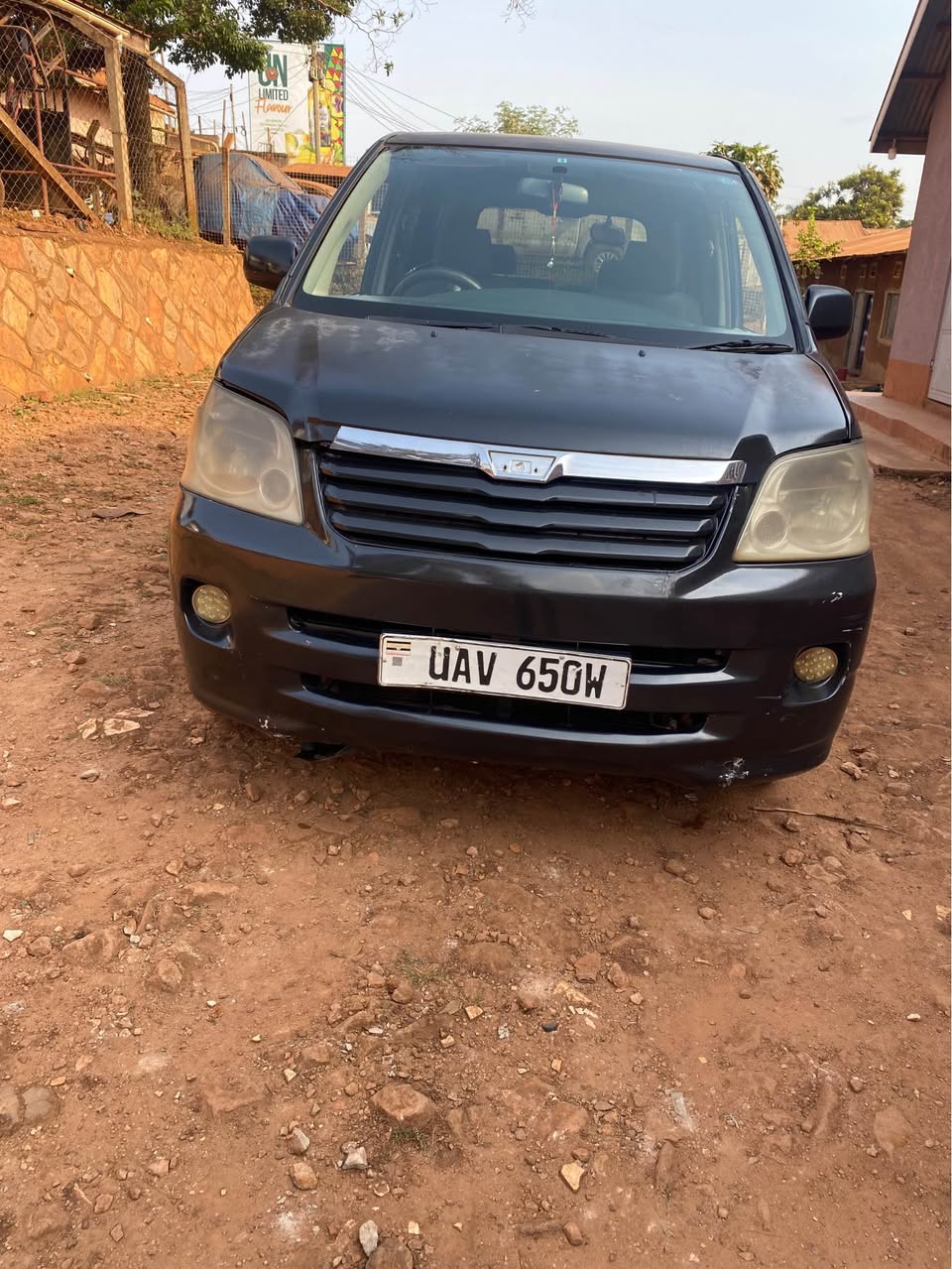 used toyota noah