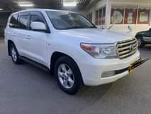 A picture of Land cruiser v8