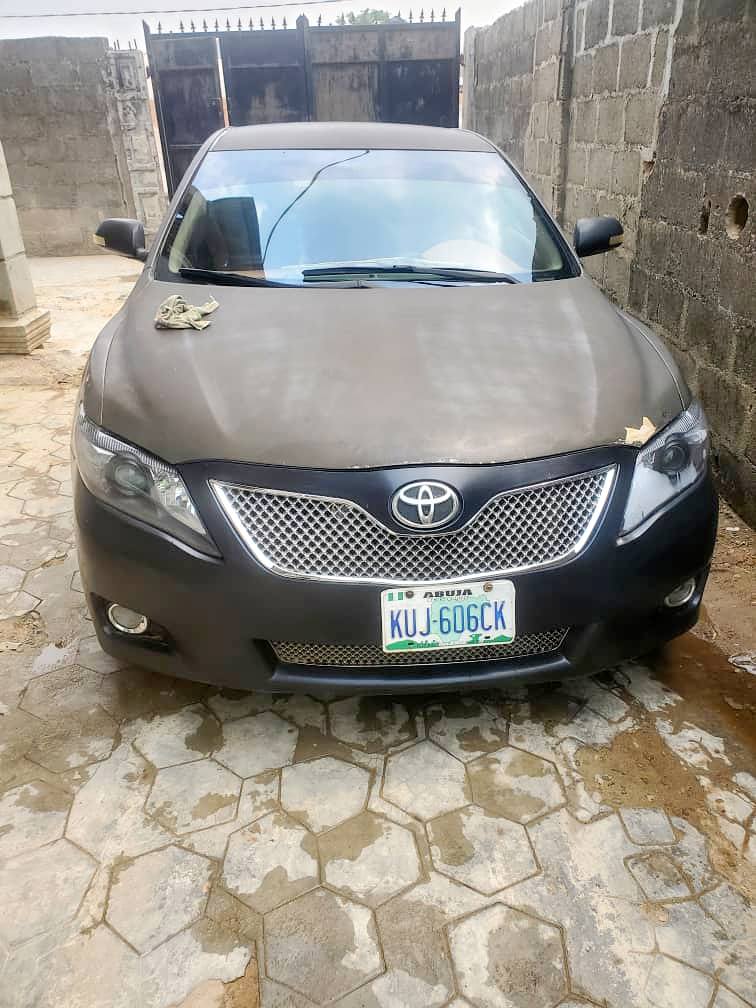 A picture of 08 Toyota Camry