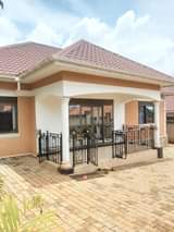 houses kitende