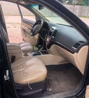 A picture of JUST IN Super Clean 7 Months Registered Black Hyundai Santa