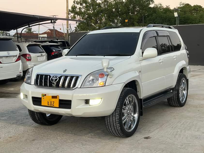 A picture of Prado TX120