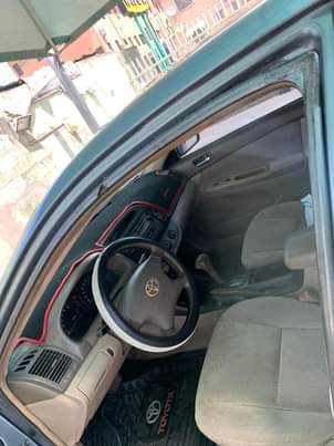 A picture of 2004 Toyota Camry