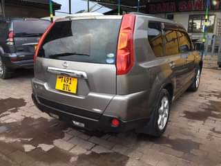 A picture of Nissan X trail