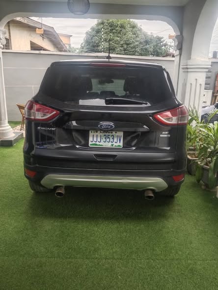 A picture of 2014 ford escape