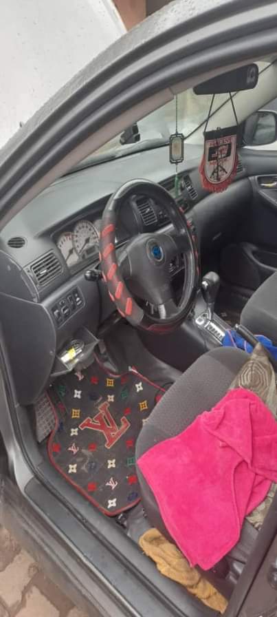 A picture of Toyota Corrola Sport 2004 model