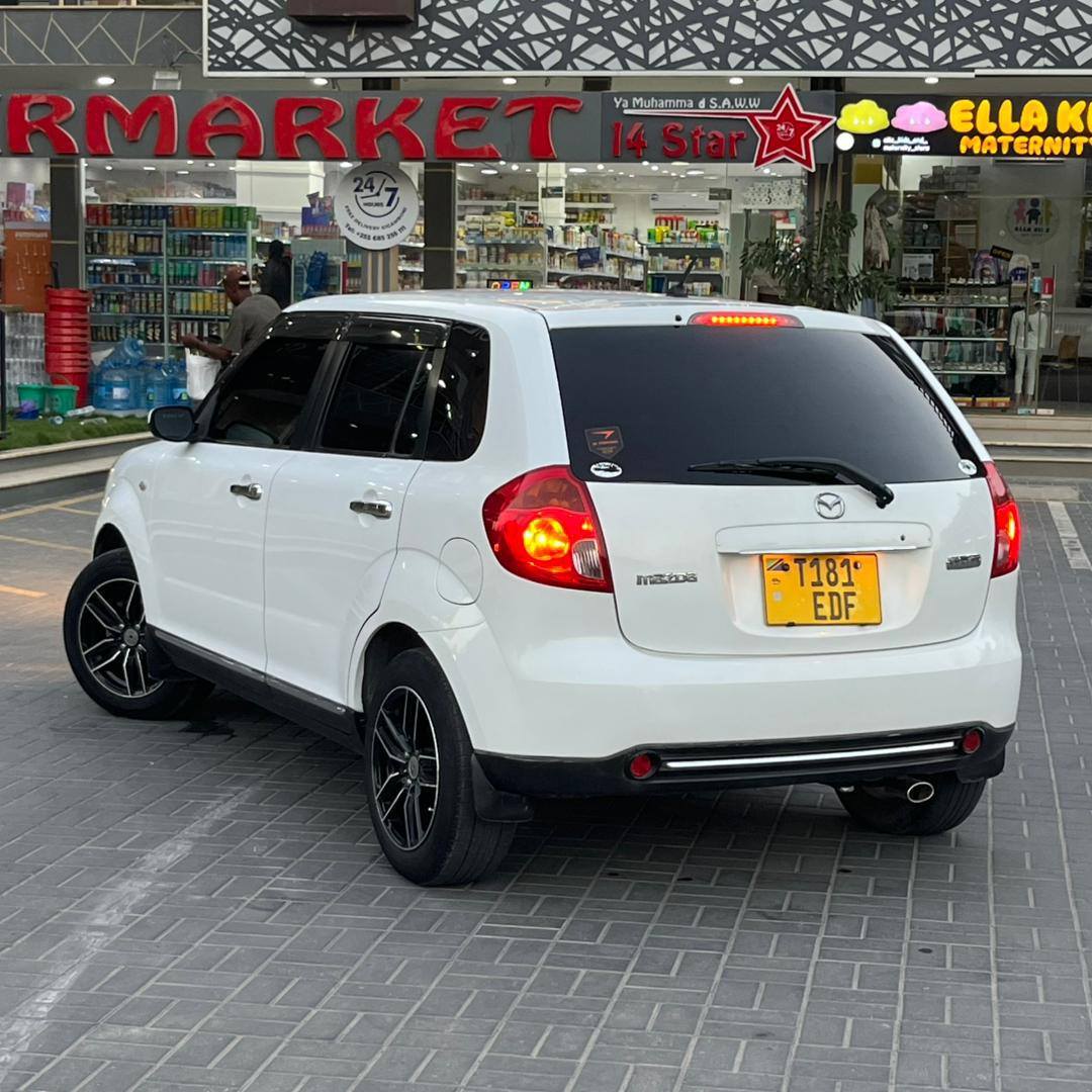 A picture of MAZDA VERISA 0676931259