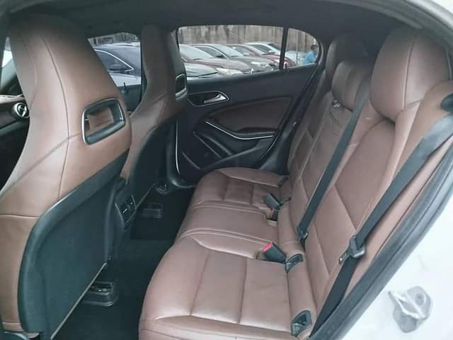 A picture of I need money nowToks 2015 MERCEDES BENZ GLA 250 WHITE