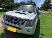 isuzu kb300