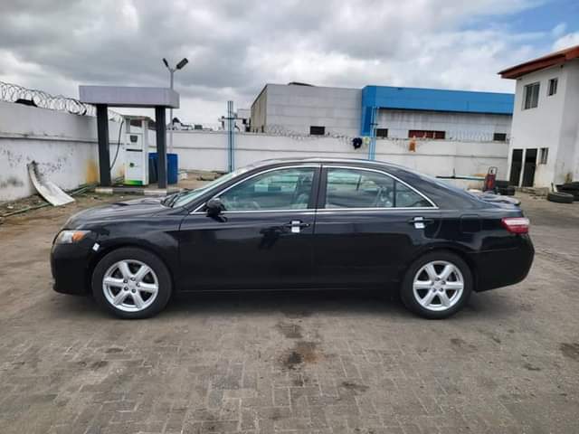 A picture of Toyota camry 2007 XLE