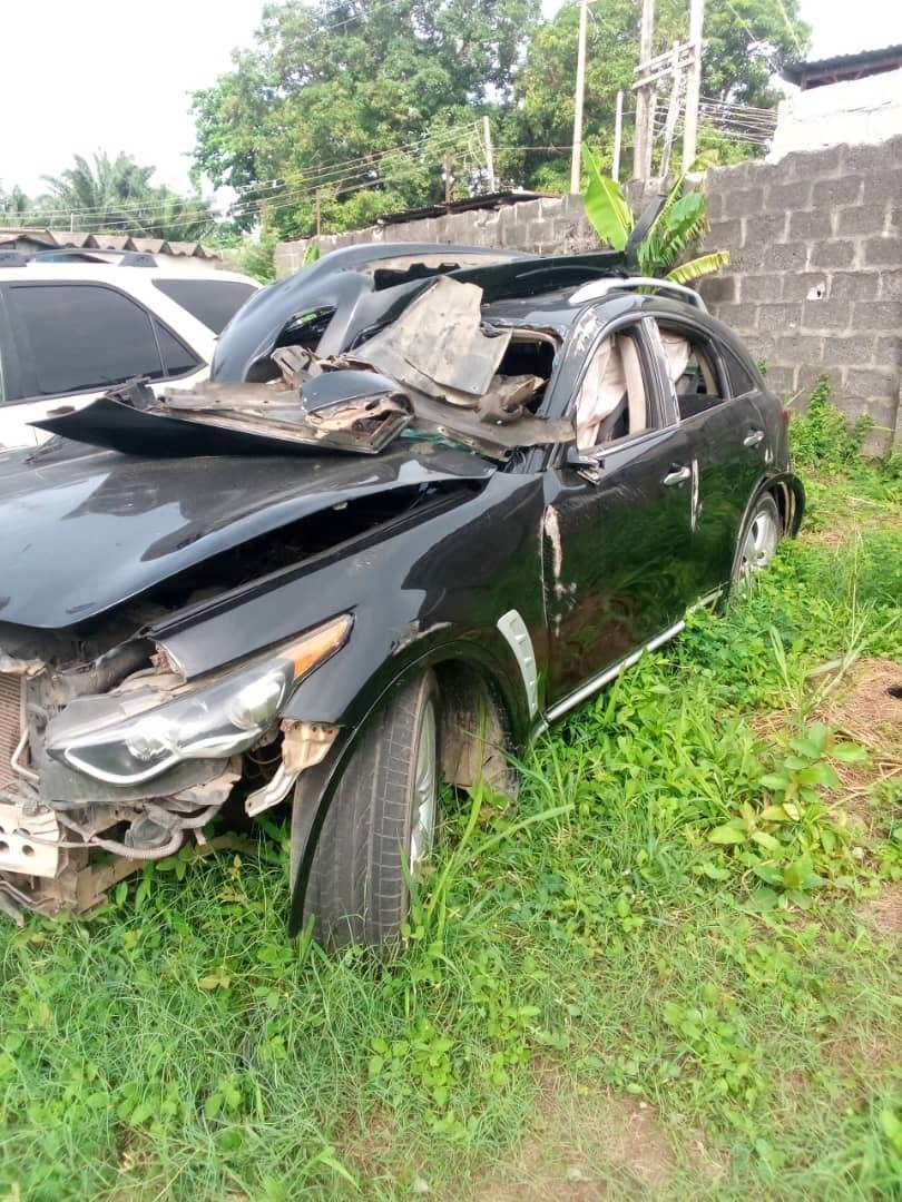 A picture of Infiniti Jeep Toks 