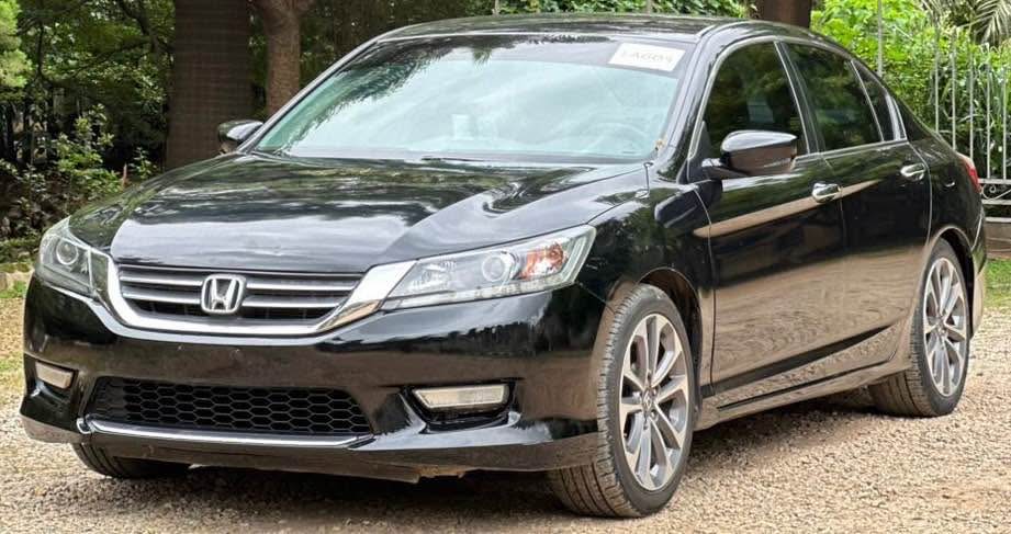 A picture of FEW MONTHS REGISTERED 2014 HONDA ACCORD SPORTS IN TOKS GRADE