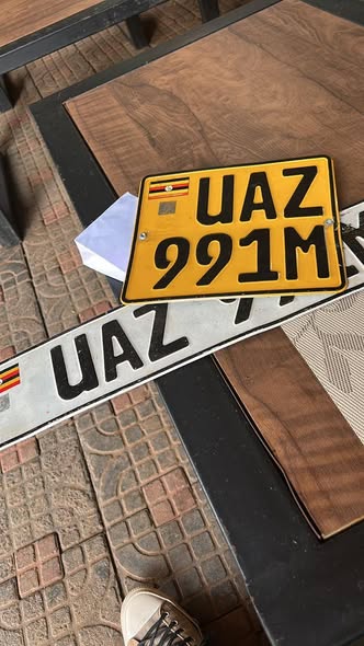 A picture of Mercedes Benz W211 UAZ at 8 5m Good condition call