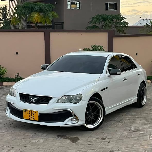 A picture of TOYOTA MARK X