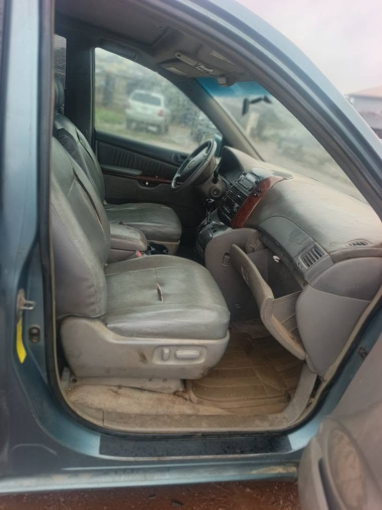 A picture of Toyota Sienna 07061250555