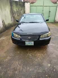 A picture of Toyota Camry drop light