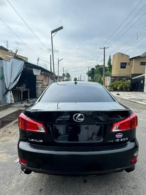 A picture of KinzzyAuto s LTD 08109018982 8 500 000 Refer and earn