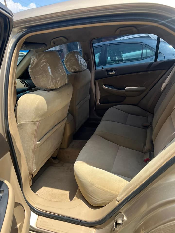 A picture of 2004 Honda Accord EOD 