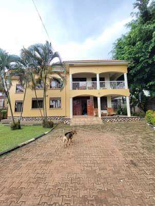 A picture of House On Sale