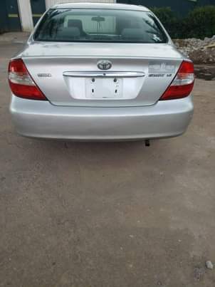 A picture of 2004 Toyota Camry Le