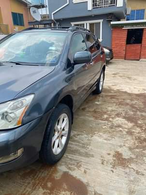 A picture of REGISTERED LEXUS RX350