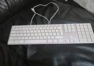 A picture of Apple wired keyboard