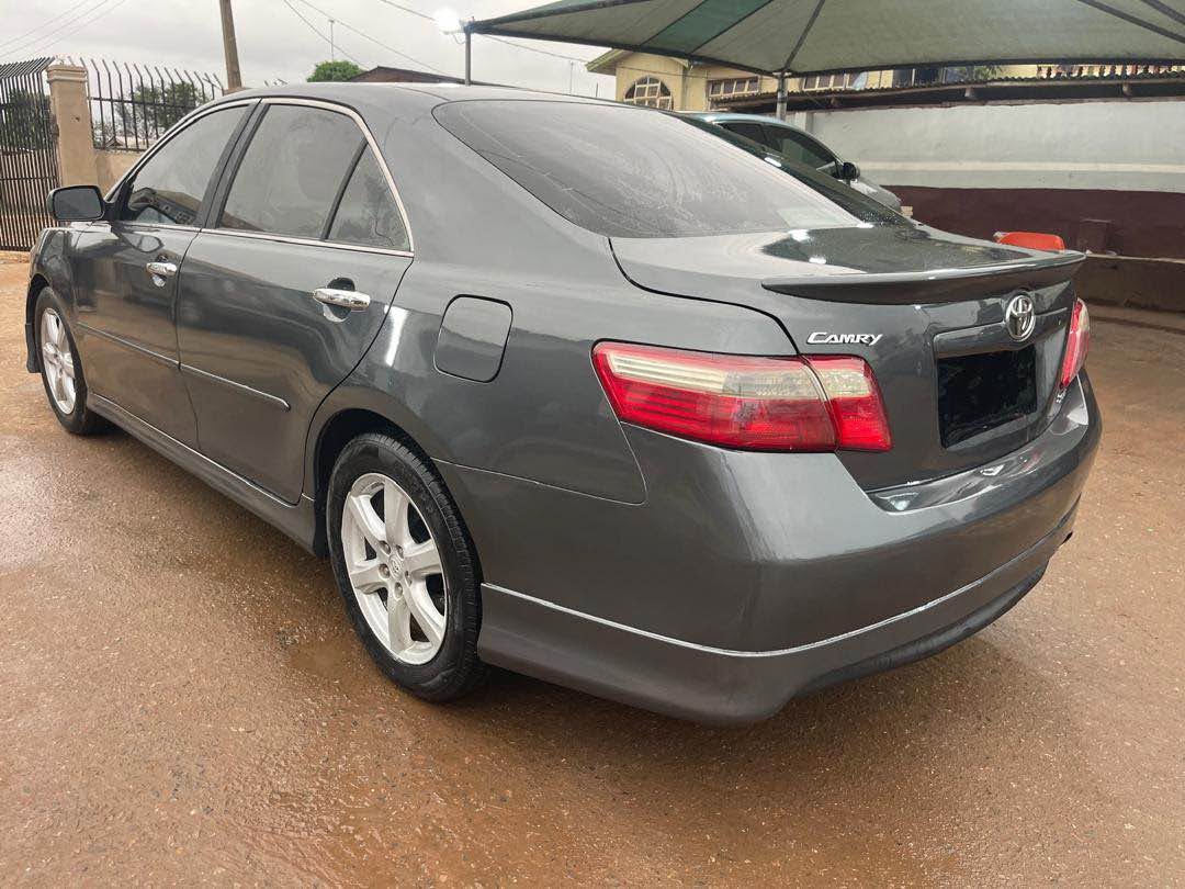 A picture of 2008 TOYOTA CAMRY SE