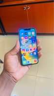 A picture of iPhone 13 plain