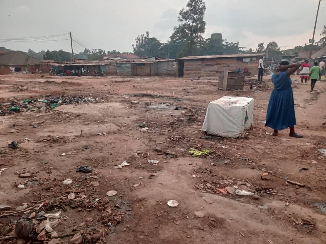 A picture of Half acre on quick sale Namugongo town 100 meters from
