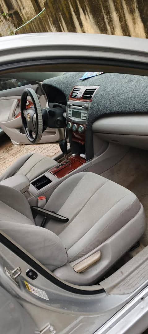 A picture of Car s