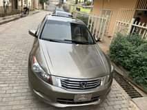 A picture of Clean use Honda not registered price 2 5m everything intact