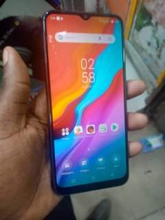 A picture of Tecno pover 3