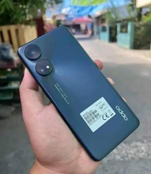 A picture of Oppo Reno 8T