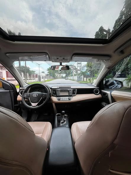 A picture of Sharp First User Partial First Body Pan 2013 TOYOTA Rav4