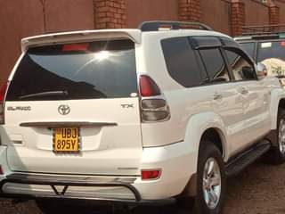 A picture of LAND CRUISER PRADO 2008