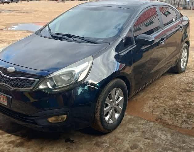 A picture of Kia Rio 2012