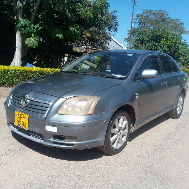 used toyota avensis