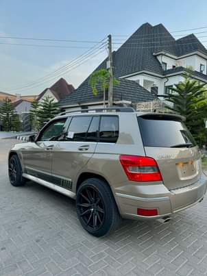 A picture of KinzzyAuto s LTD