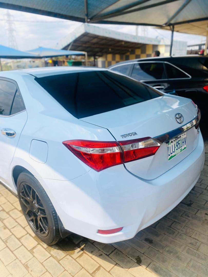 A picture of 2016 Toyota Corolla bought brand new
