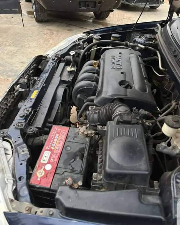 A picture of Brand TOYOTA Model COROLLA Year 2005 Transmission Automatic Price 2