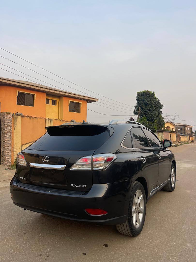 A picture of Extremely Neatly registered 2010 Lexus Rx350 08130107841 08124997364