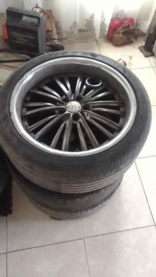 CARS F.