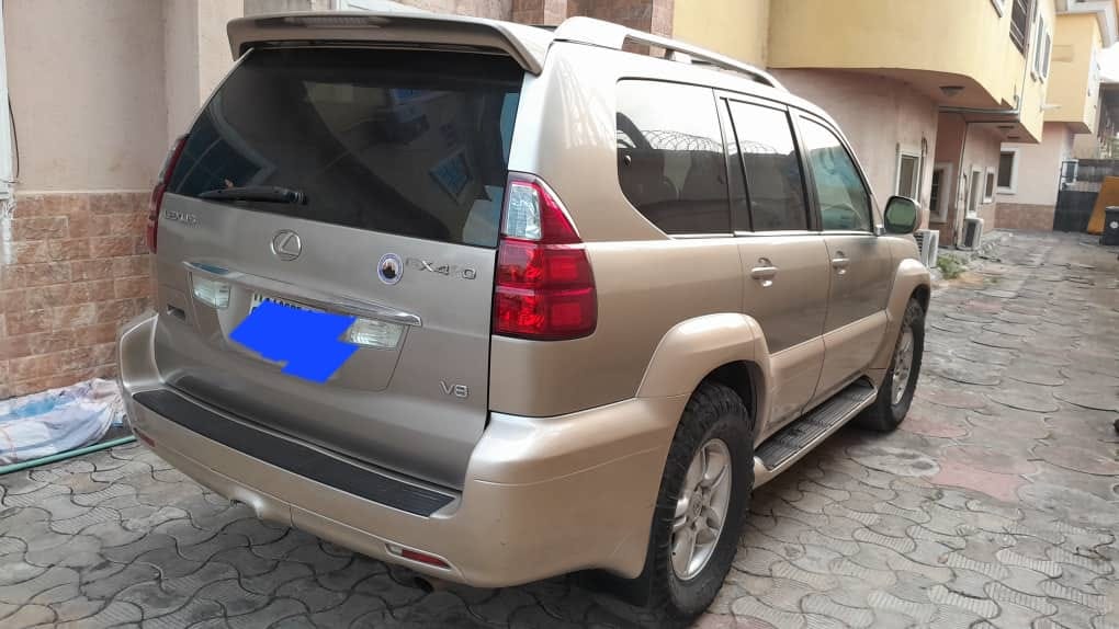 A picture of GX470