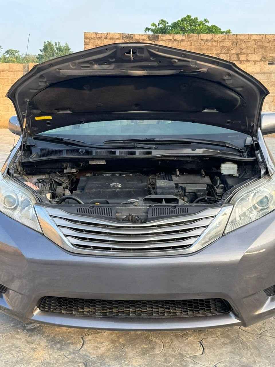 A picture of 2 months used and barely driven 2011 Toyota Sienna XLE