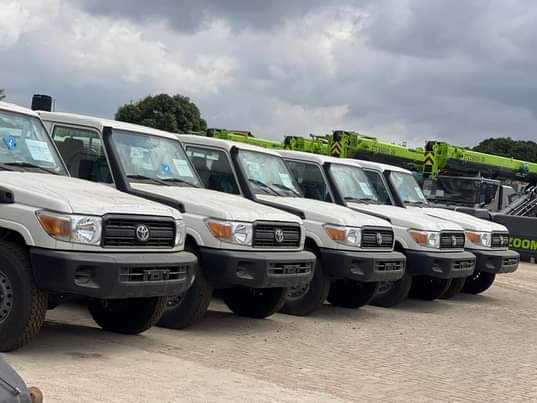 A picture of LANDCRUISER PICKUP