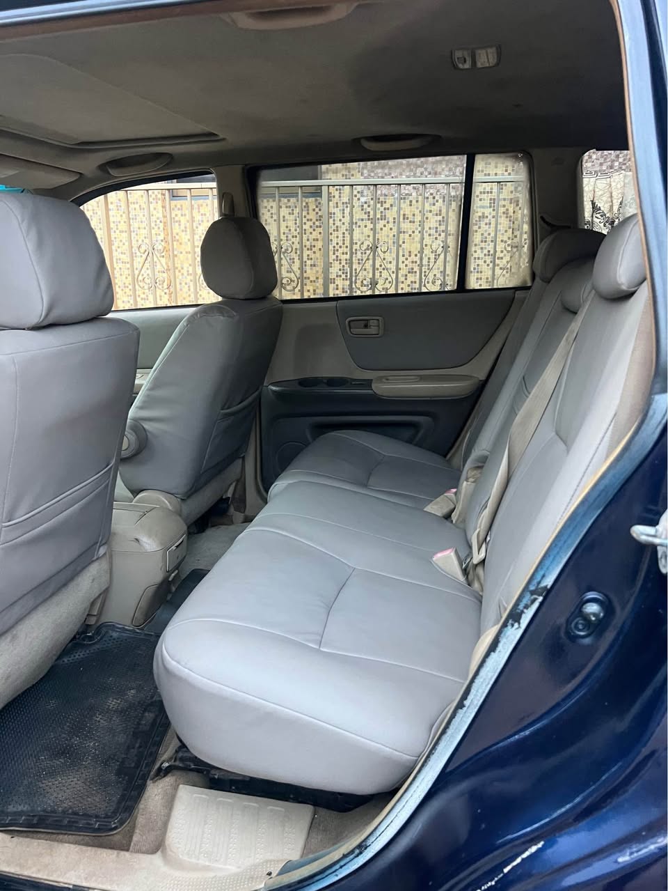 A picture of Cheap highlander for sale
