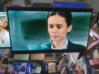 A picture of Smart TV HISENSE 40 inches 650 000