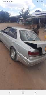 A picture of Carina ipo sokoni bei sawa na bure no BED inatembea