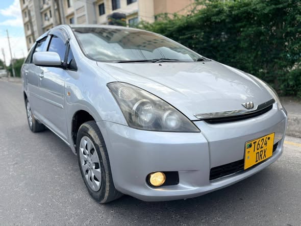 A picture of TOYOTA WISH