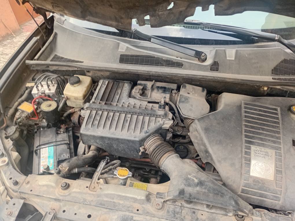 A picture of 2008 toyota highlander hybrid limited edition in Agege 10m